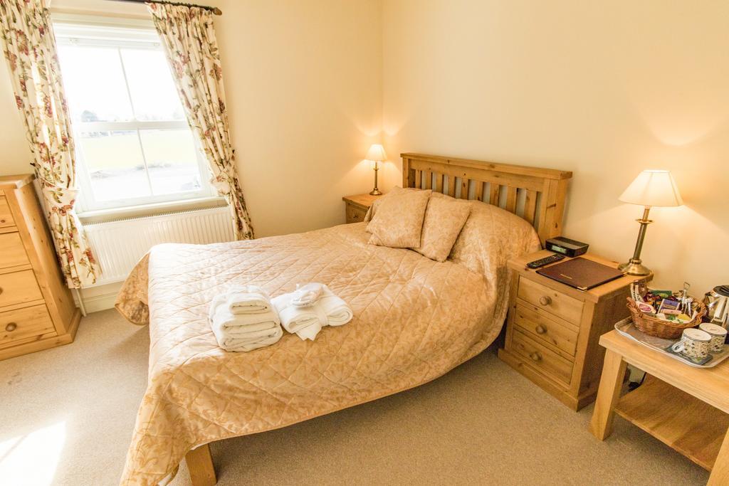 Mareham House Bed & Breakfast Сліфорд Екстер'єр фото